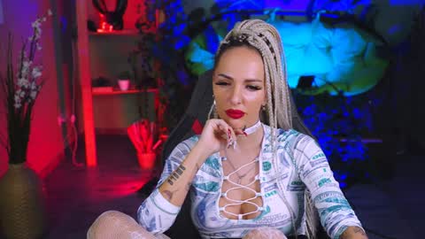 Monika online show from 02/05/25, 03:52