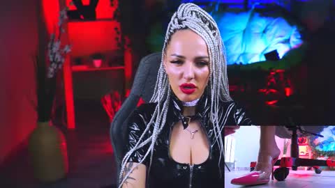 Monika online show from 02/10/25, 05:30