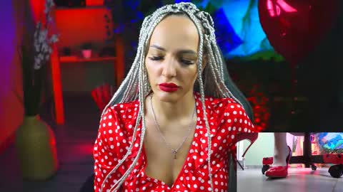 Monika online show from 02/13/25, 12:00