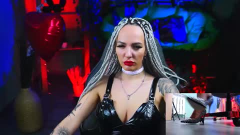 Monika online show from 02/17/25, 11:55