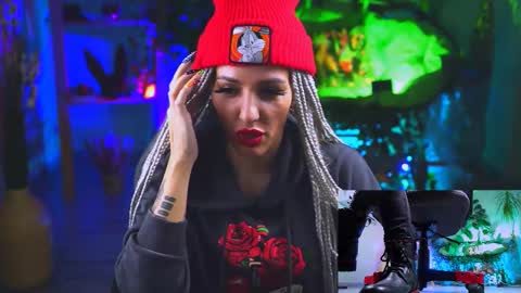 Monika online show from 03/04/25, 11:51