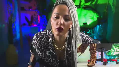 Monika online show from 03/06/25, 11:47