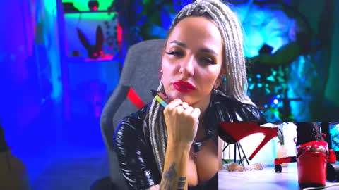 Monika online show from 03/10/25, 06:01