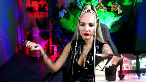 Monika online show from 10/14/25, 11:11