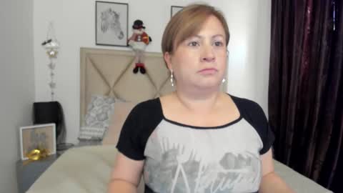 Mony online show from 12/01/25, 12:32