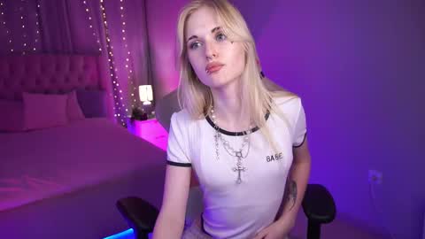  Monica  online show from 09/23/25, 09:34