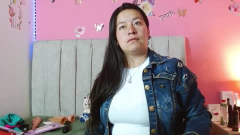 monickhot303av online show from 09/17/25, 05:20