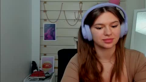 Monika online show from 02/21/25, 05:42