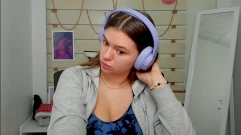 Monika online show from 02/25/25, 01:17