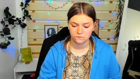 Monika online show from 04/23/26, 12:29