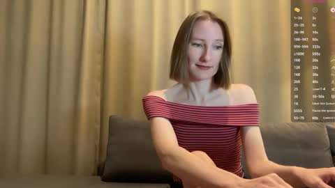 Snapshot of monikabos chatting on 03/06/25, 10:15 MonikaBos online show from 03/06/25, 10:15