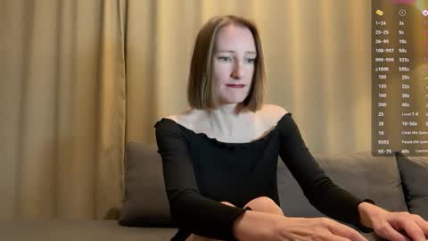 Snapshot of monikabos chatting on 03/07/25, 10:43 MonikaBos online show from 03/07/25, 10:43