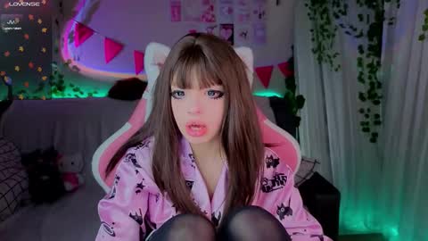 Monika online show from 12/16/25, 04:39