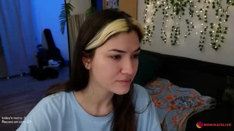 Monika online show from 02/08/26, 05:22