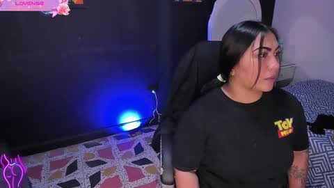 monikk__harrison online show from 02/25/25, 12:24