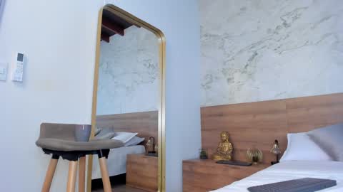 Monique  online show from 01/12/25, 05:33