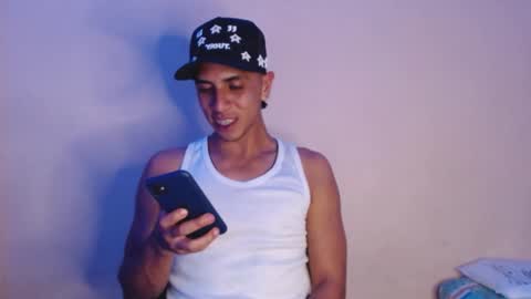 simon dice online show from 10/08/25, 01:03