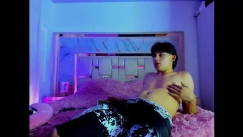 monky_0002 online show from 03/06/26, 11:34