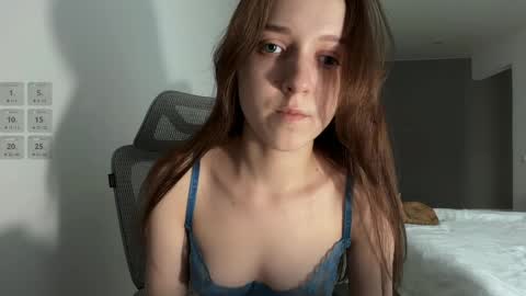 Snapshot of monnymoonn chatting on 05/30/26, 11:40 Mary online show from 05/30/26, 11:40