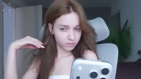 Mary online show from 07/30/26, 05:39