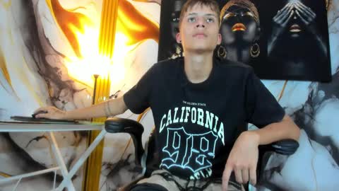 mono_blonde online show from 09/15/25, 08:31