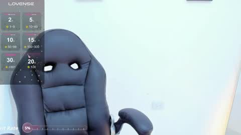 monserrat__1 online show from 04/22/26, 04:52