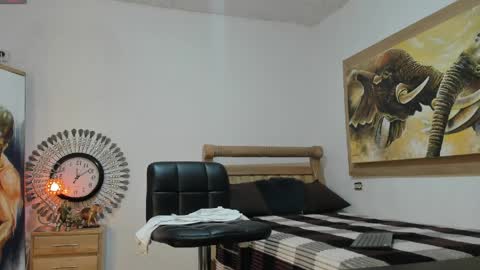monsoon_the_best online show from 05/20/26, 03:02