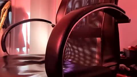 monster293147 online show from 10/19/25, 07:25