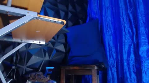 dorian online show from 11/20/25, 02:12