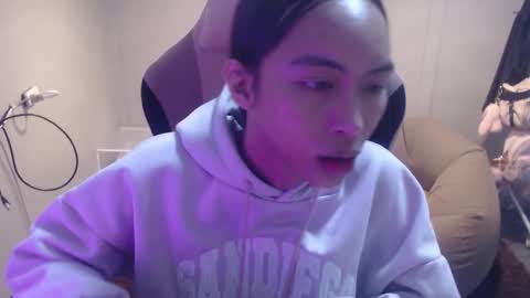 Snapshot of monstercockselfsuck chatting on 01/03/25, 10:09 ELYSE A SIMPLE GIRL online show from 01/03/25, 10:09