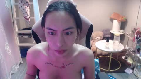 Snapshot of monstercockselfsuck chatting on 11/14/25, 02:49 ELYSE A SIMPLE GIRL online show from 11/14/25, 02:49