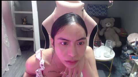 ELYSE A SIMPLE GIRL online show from 04/04/26, 12:13