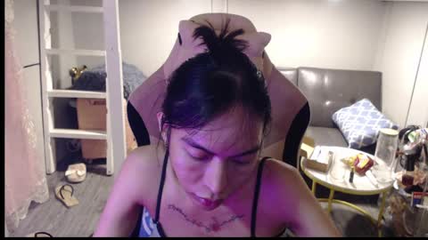 ELYSE A SIMPLE GIRL online show from 04/23/26, 12:29