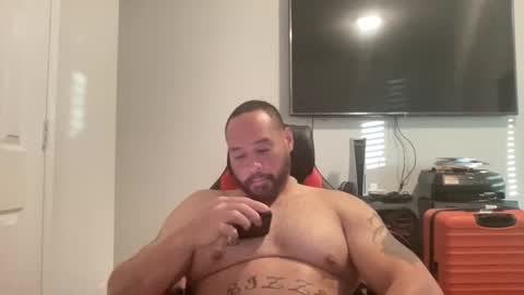 Snapshot of monsterdom9 chatting on 03/16/26, 01:15 monsterdom9 online show from 03/16/26, 01:15