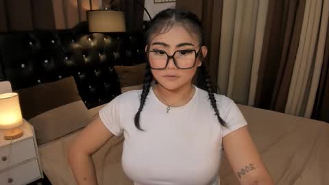 Snapshot of monstrouscockdivaontop chatting on 12/06/24, 09:54 Ruthie online show from 12/06/24, 09:54