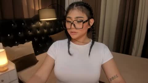 Snapshot of monstrouscockdivaontop chatting on 12/17/24, 07:48 Ruthie online show from 12/17/24, 07:48