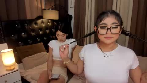 Snapshot of monstrouscockdivaontop chatting on 01/07/25, 11:48 Ruthie online show from 01/07/25, 11:48