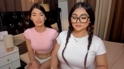 Snapshot of monstrouscockdivaontop chatting on 01/08/25, 07:34 Ruthie online show from 01/08/25, 07:34