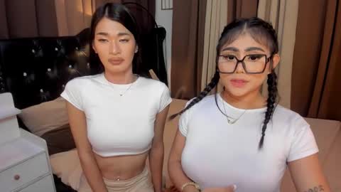 Snapshot of monstrouscockdivaontop chatting on 01/09/25, 10:20 Ruthie online show from 01/09/25, 10:20