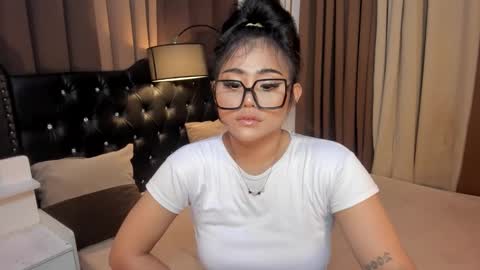 Snapshot of monstrouscockdivaontop chatting on 01/19/25, 09:02 Ruthie online show from 01/19/25, 09:02