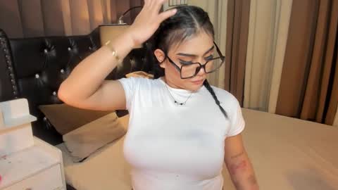 Snapshot of monstrouscockdivaontop chatting on 02/25/25, 11:30 Ruthie online show from 02/25/25, 11:30