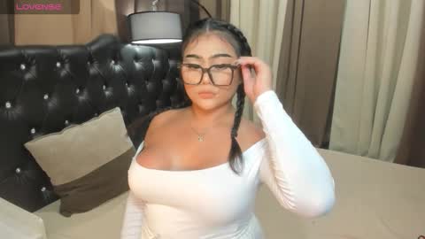 Snapshot of monstrouscockdivaontop chatting on 09/12/25, 05:57 Ruthie online show from 09/12/25, 05:57