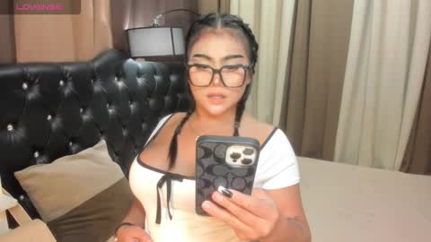 Snapshot of monstrouscockdivaontop chatting on 09/30/25, 10:31 Ruthie online show from 09/30/25, 10:31