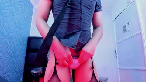 Snapshot of monthiee chatting on 09/09/25, 01:38 monthiee online show from 09/09/25, 01:38