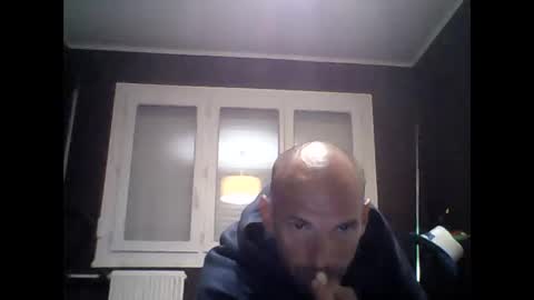 montmasse online show from 04/22/26, 08:32