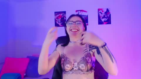 montreal_18 online show from 02/19/26, 01:34