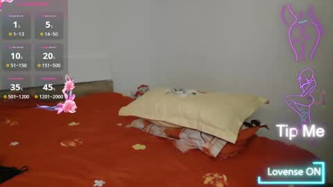 Monse online show from 03/11/25, 07:37