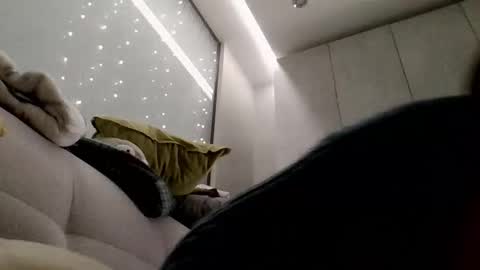 moodiemira online show from 11/05/25, 07:25