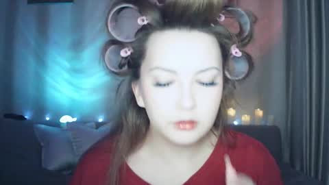 moodiemira online show from 02/23/26, 04:26