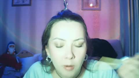 moodiemira online show from 04/08/26, 06:30